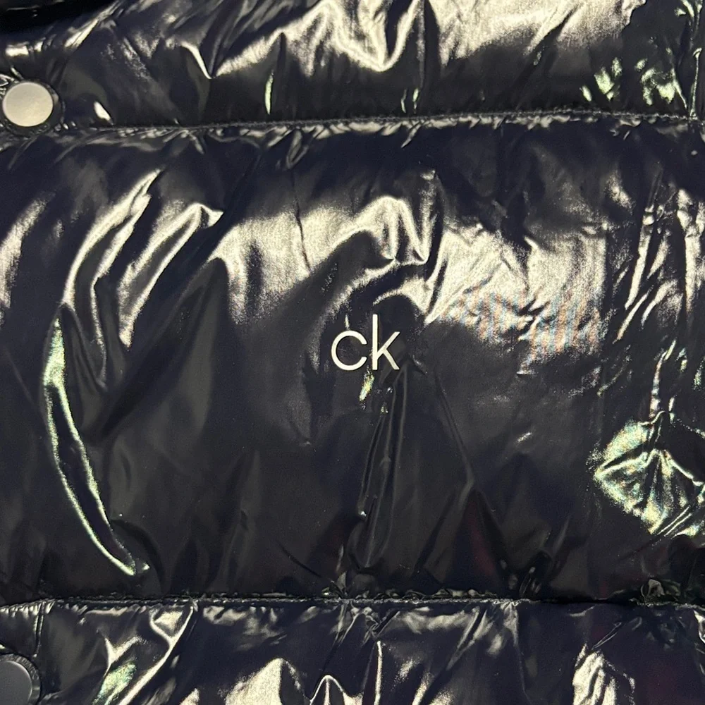Calvin Klein Shiny Puffer Jacket - Picture 4 of 11